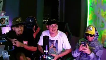 el chiste todo incomdoo del lynx Jajajaj