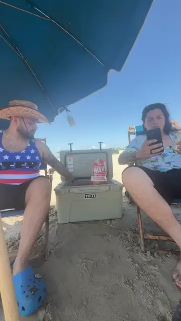 BEACH w MODELO TIME FOO!