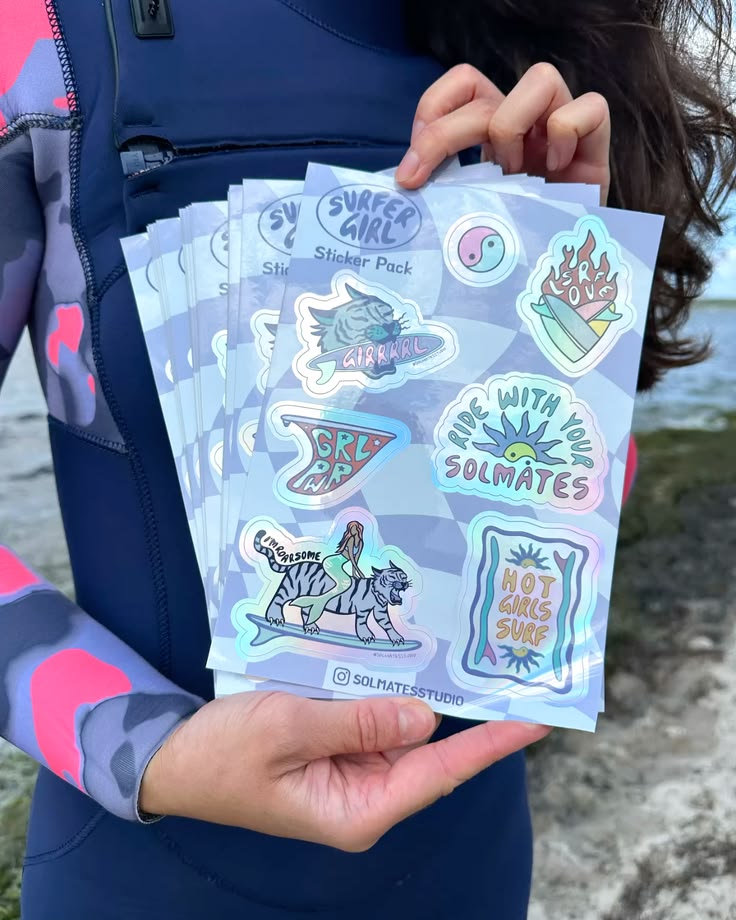 Made for girls who live to surf. 🌊🏄🏽‍♀️

This Surfer Girl St