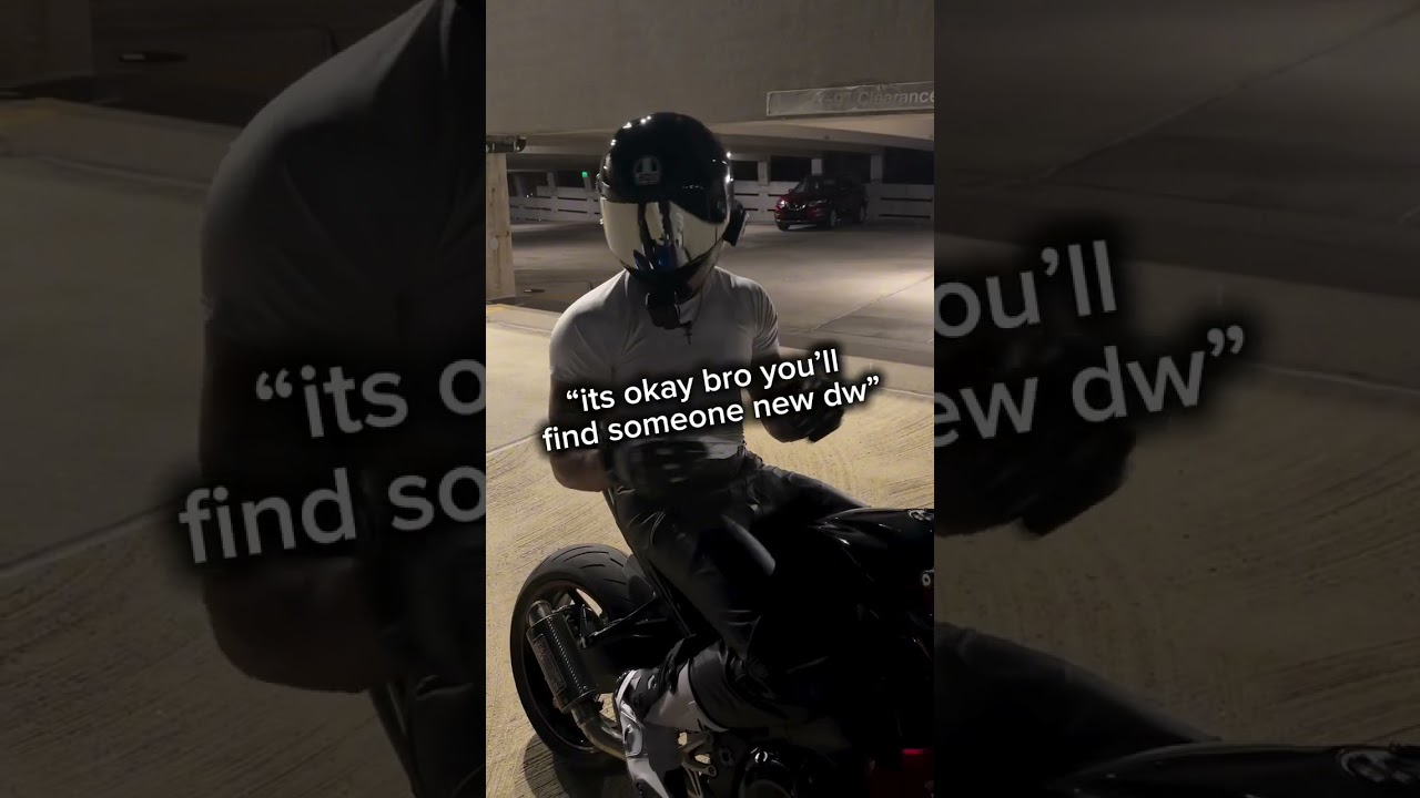 uhhh no #biketok #biker #booktok #fyp #viral